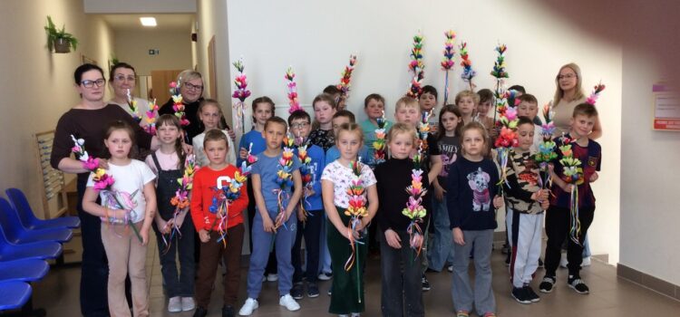 „Palmy wielkanocne” – warsztaty w klasie II SP w Cieniawie „Palmy wielkanocne” – warsztaty w klasie II SP w Cieniawie